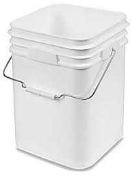 Bucket 4 Gallon Square White